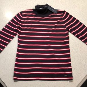 Tommy Hilfiger light knit turtleneck